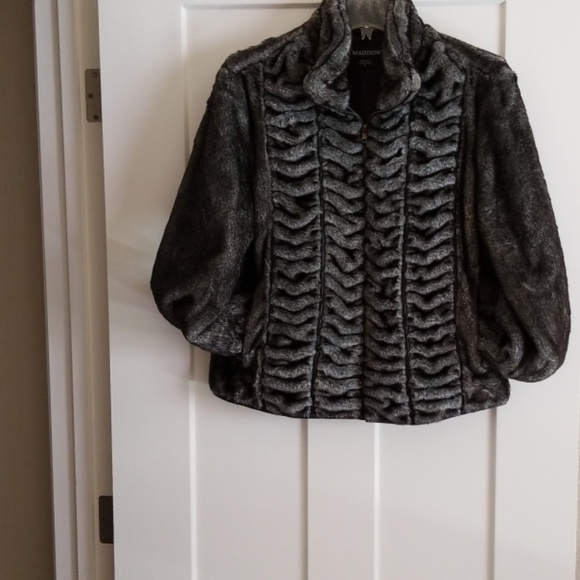 Jacket - Picture 2 of 5